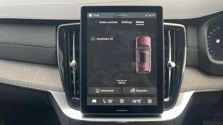 Volvo XC90 2.0 T8 PHEV Ultra Dark 5dr AWD Geartronic Estate